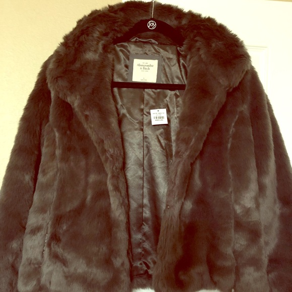 Abercrombie & Fitch Jackets & Blazers - Abercrombie NWT coat ! one of a kind !